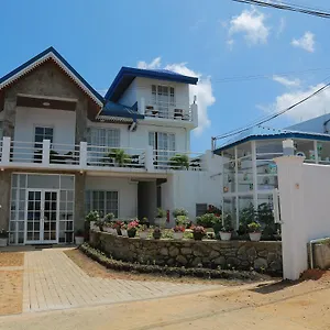 *** Hotel Blue Meadows Nuwaraeliya Sri Lanka